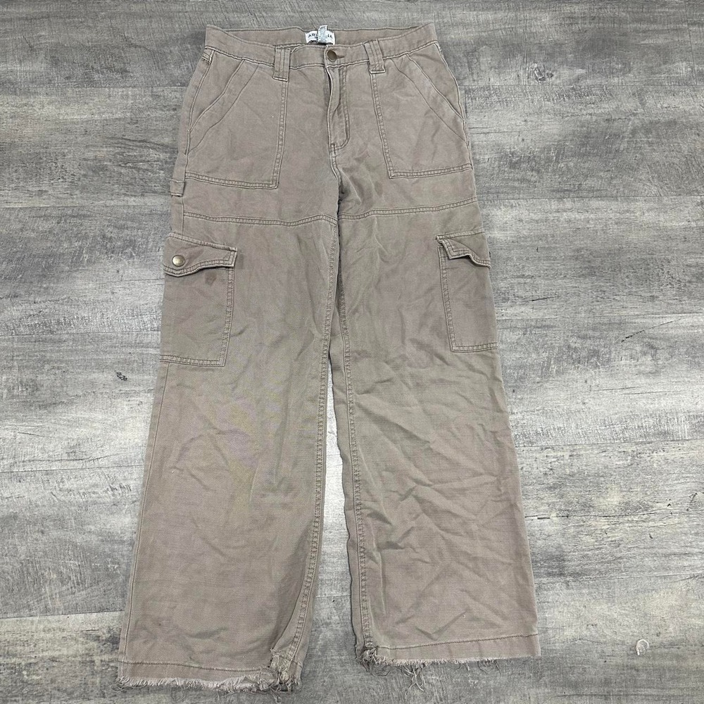 Arizona Beige Tan Multi Pockey baggy wide leg cargo pants Size 5